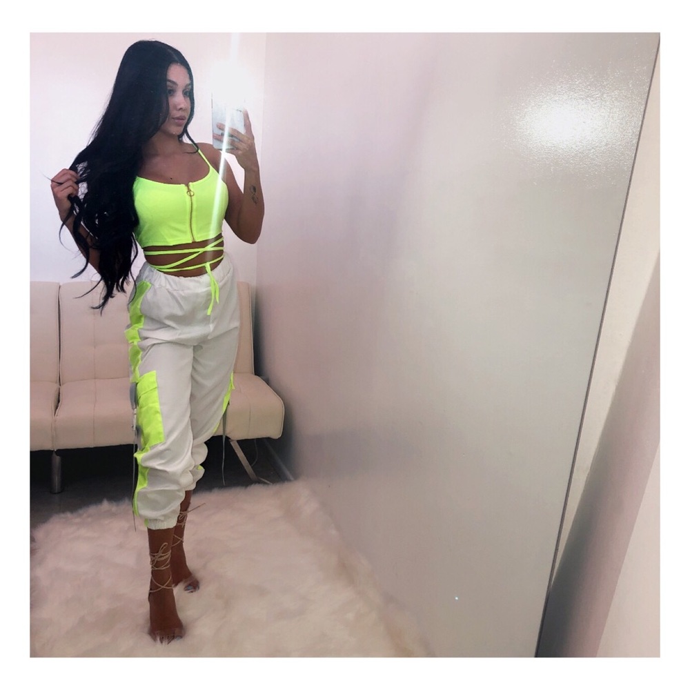 Neon Crop Top 💚